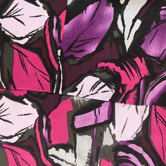 Dressbarn Women’s Maxi Blouse Purple Pink Floral Plus Size 1X - Picture 6 of 10